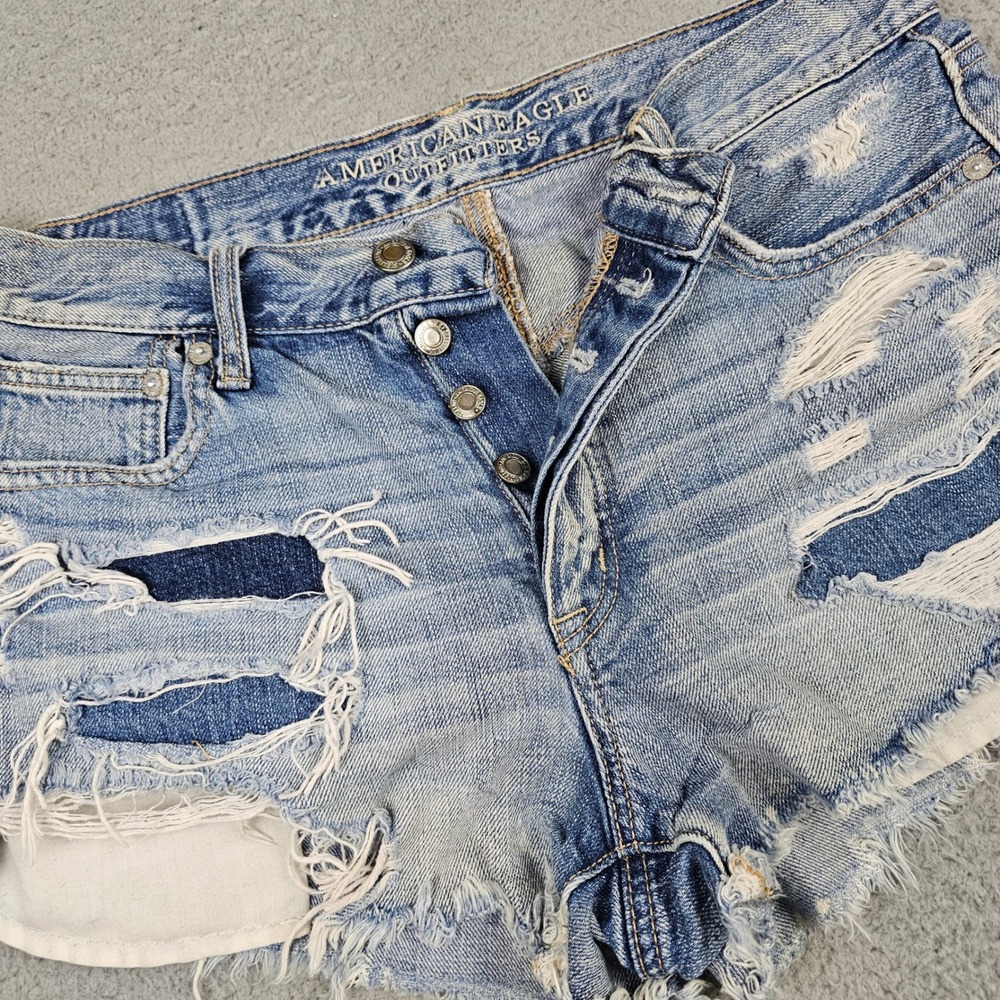 American Eagle Vintage Hi-Rise Festival Shorts Women 6 Blue Distressed Patchwork